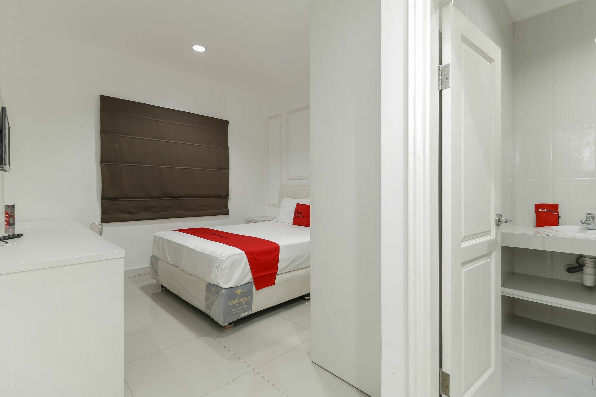 Reddoorz Plus @ Setiabudi Barat Τζακάρτα Εξωτερικό φωτογραφία
