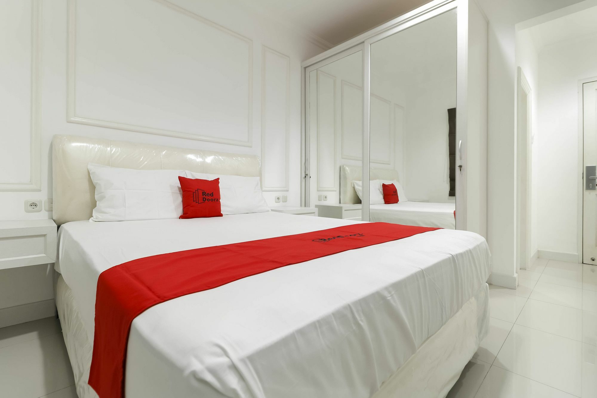 Reddoorz Plus @ Setiabudi Barat Τζακάρτα Εξωτερικό φωτογραφία