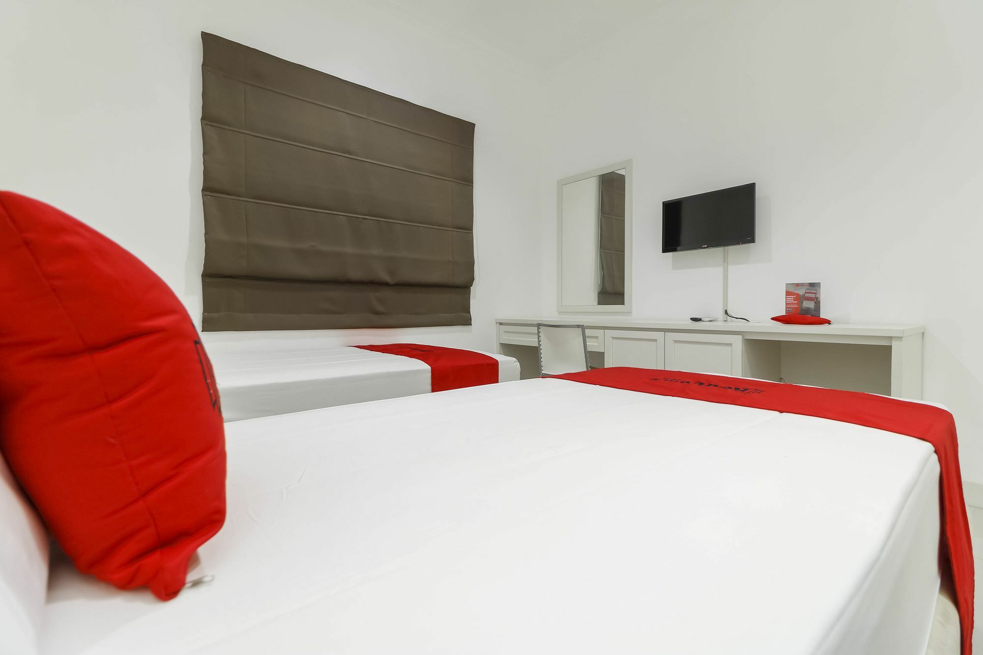 Reddoorz Plus @ Setiabudi Barat Τζακάρτα Εξωτερικό φωτογραφία